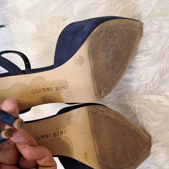 Gianni Bini Blue Suede Heels sz 9 - Picture 7 of 7